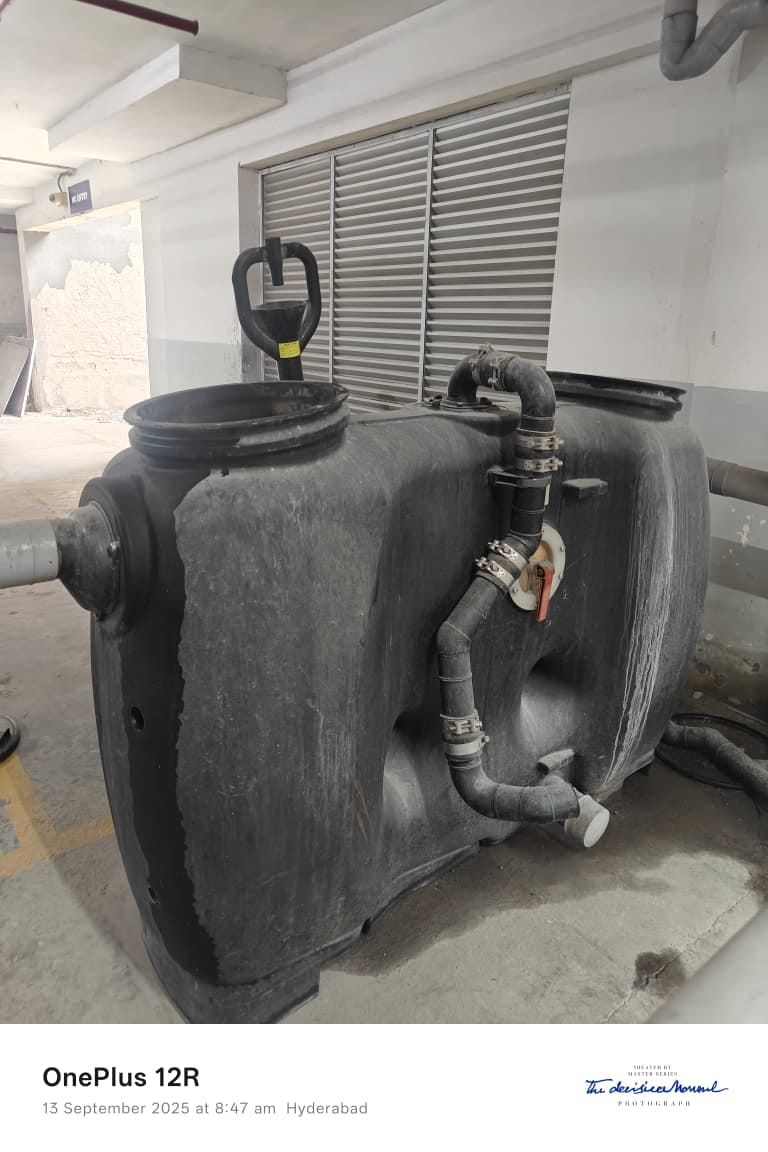 Sludge tanks cleaning